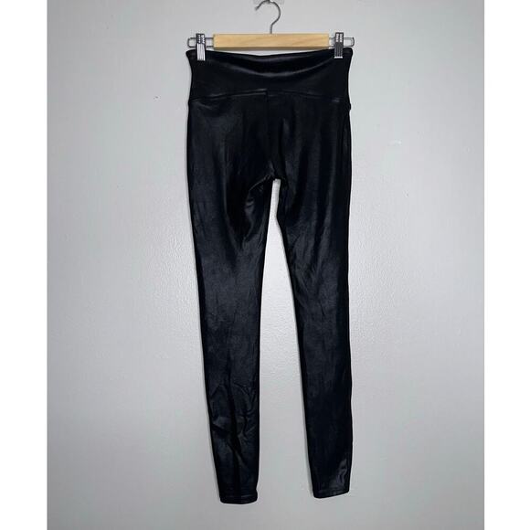 Spanx Faux Leather Leggings Black Size Medium Sculpting High-Waisted Shapewear - Picture 7 of 7
